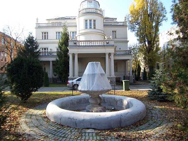 Villa with a plot in 14th district of Budapest