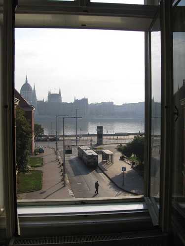 Пятикомнатная квартира в исторической части Будапешта