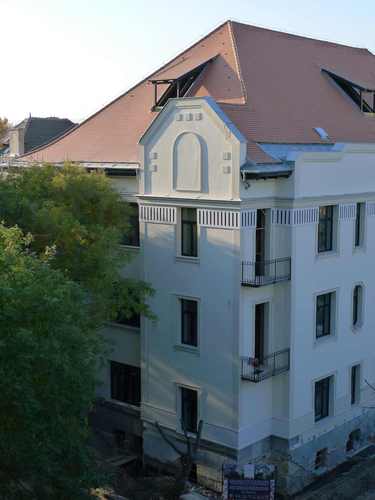 Трехкомнатные апартаменты класса люкс в умном доме в центре Будапешта